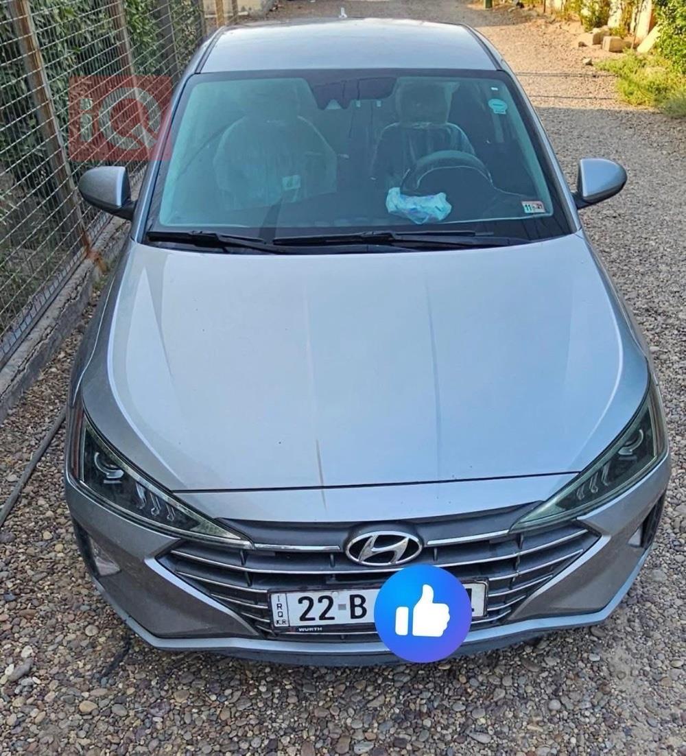 هیوندای ئەلەنترا